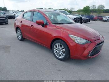  Salvage Toyota Yaris