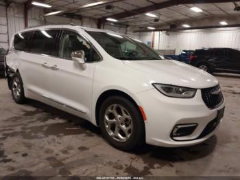  Salvage Chrysler Pacifica