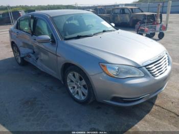  Salvage Chrysler 200