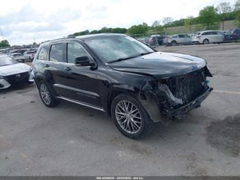  Salvage Jeep Grand Cherokee