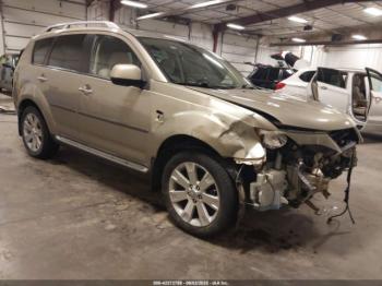  Salvage Mitsubishi Outlander