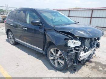  Salvage Nissan Pathfinder