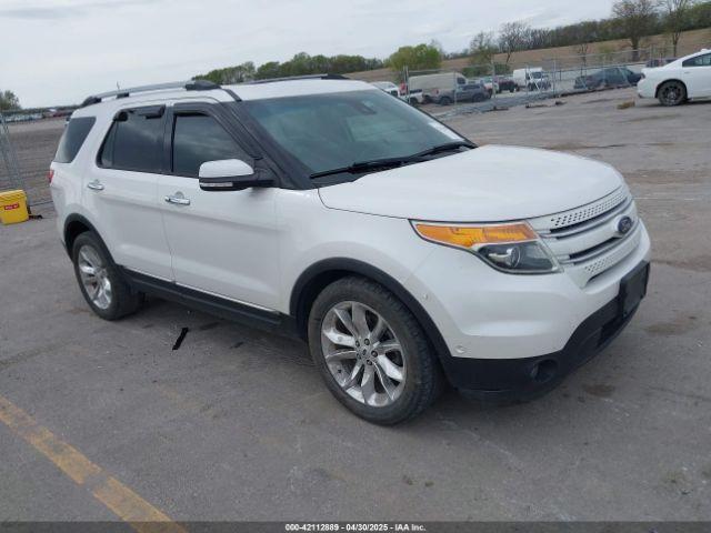  Salvage Ford Explorer