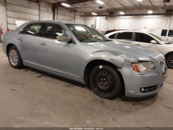  Salvage Chrysler 300