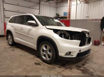  Salvage Toyota Highlander