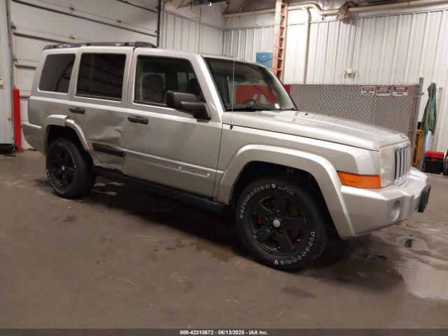 Salvage Jeep Commander