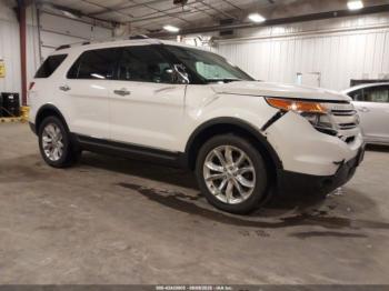  Salvage Ford Explorer