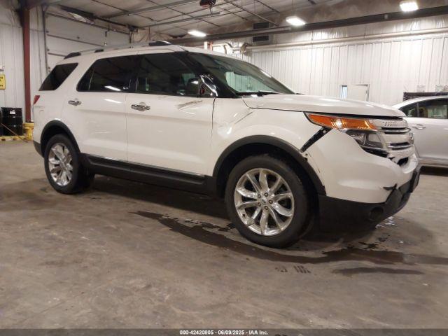  Salvage Ford Explorer