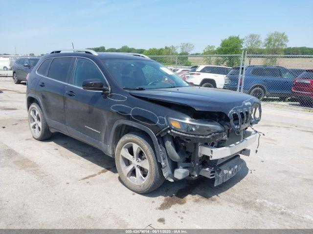  Salvage Jeep Cherokee