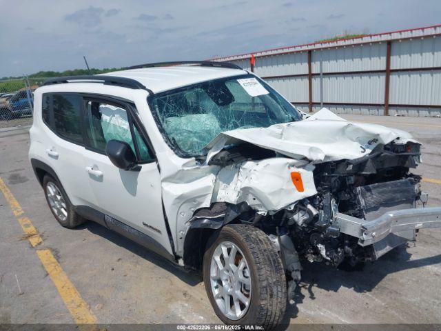  Salvage Jeep Renegade