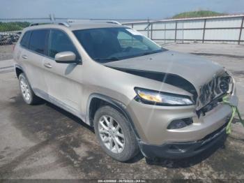  Salvage Jeep Cherokee