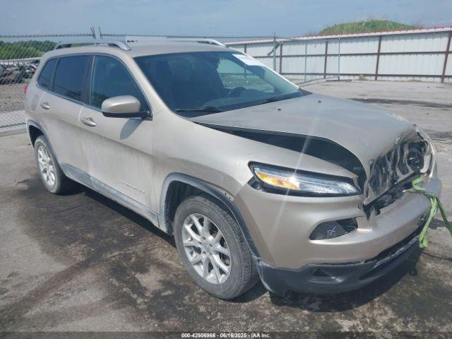  Salvage Jeep Cherokee