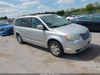  Salvage Chrysler Town & Country