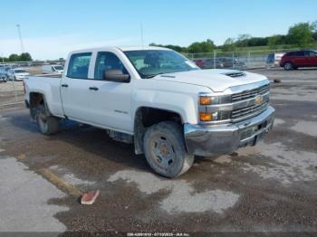  Salvage Chevrolet Silverado 2500
