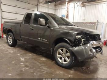  Salvage Nissan Titan