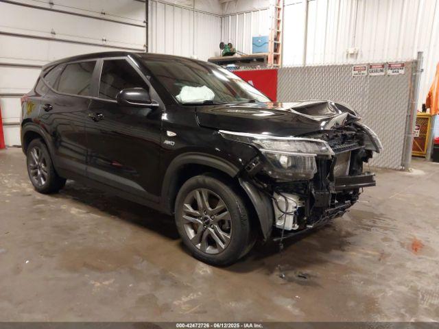  Salvage Kia Seltos