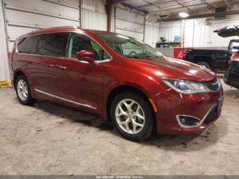  Salvage Chrysler Pacifica