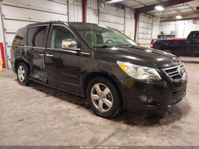  Salvage Volkswagen Routan