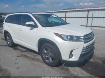  Salvage Toyota Highlander