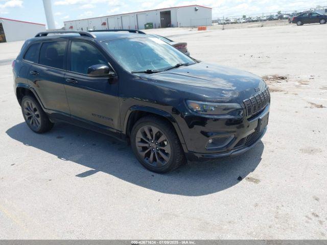  Salvage Jeep Cherokee