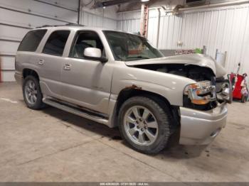  Salvage GMC Yukon