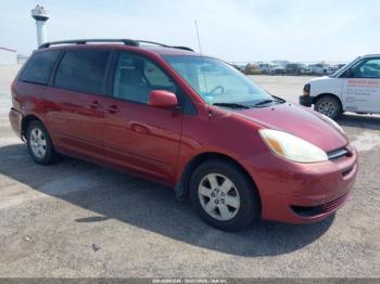  Salvage Toyota Sienna