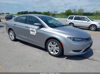  Salvage Chrysler 200