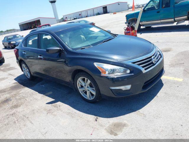  Salvage Nissan Altima