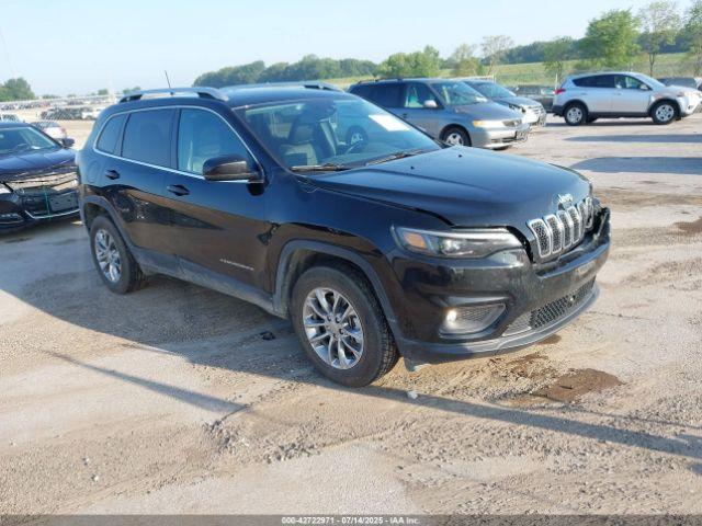  Salvage Jeep Cherokee