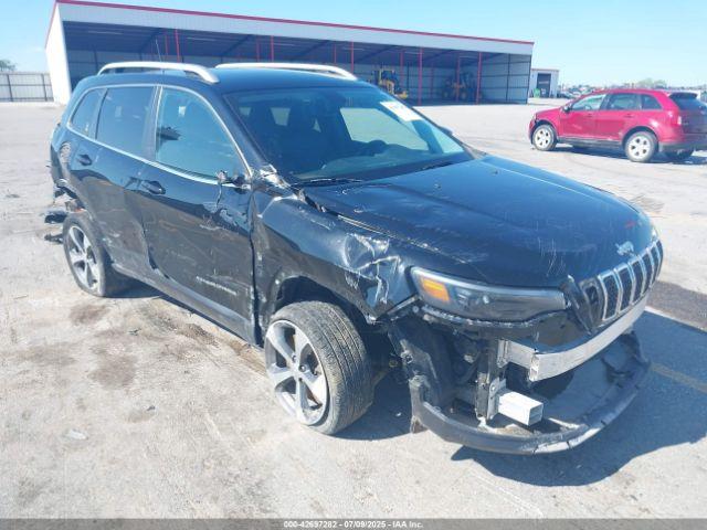  Salvage Jeep Cherokee
