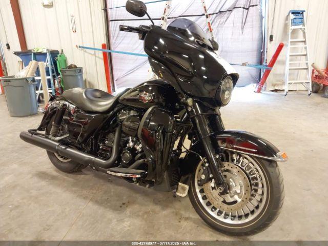  Salvage Harley-Davidson Flhxs