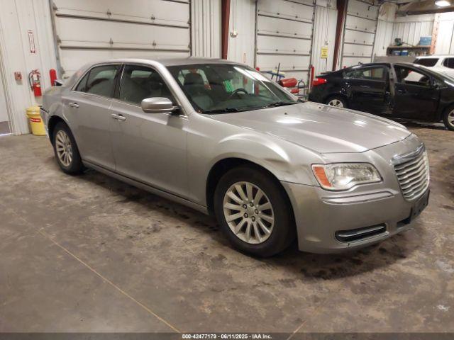  Salvage Chrysler 300