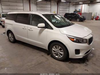  Salvage Kia Sedona