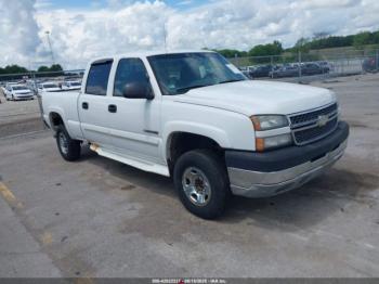  Salvage Chevrolet Silverado 2500