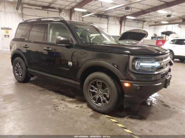  Salvage Ford Bronco