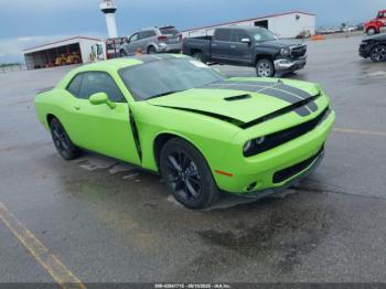  Salvage Dodge Challenger