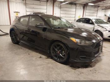  Salvage Hyundai VELOSTER