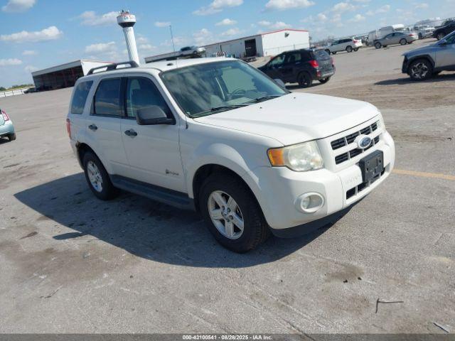  Salvage Ford Escape