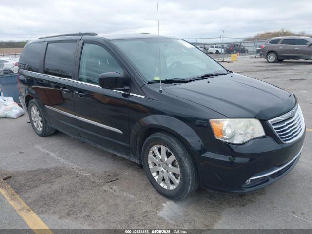  Salvage Chrysler Town & Country
