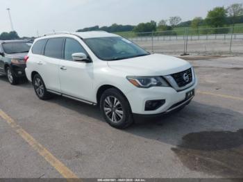  Salvage Nissan Pathfinder