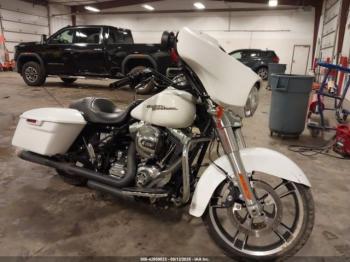  Salvage Harley-Davidson Flhx