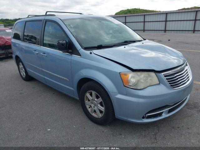  Salvage Chrysler Town & Country