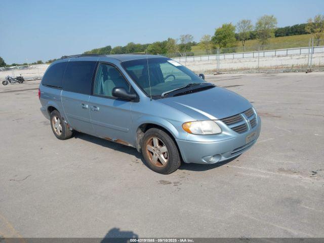  Salvage Dodge Grand Caravan