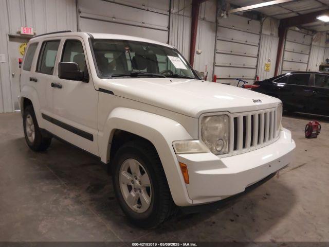  Salvage Jeep Liberty