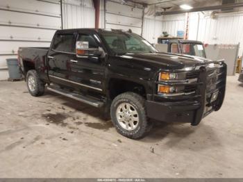  Salvage Chevrolet Silverado 2500