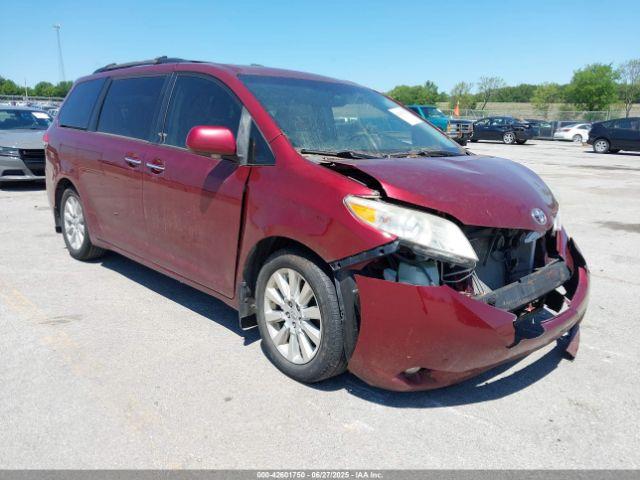  Salvage Toyota Sienna