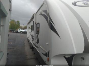  Salvage Keystone Cougar Xlite
