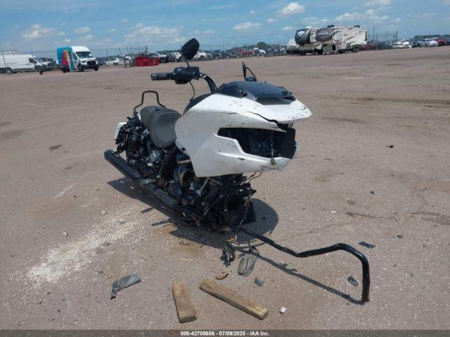  Salvage Harley-Davidson Fltrx