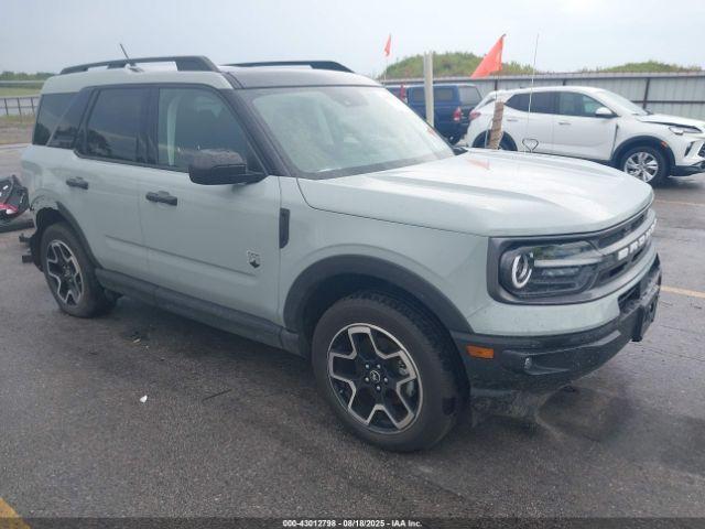  Salvage Ford Bronco