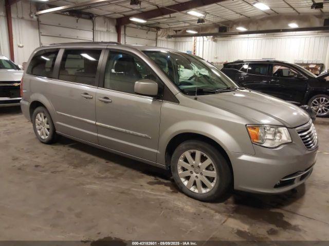  Salvage Chrysler Town & Country